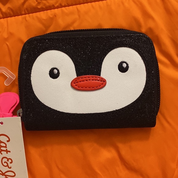 Target Cat & Jack Penguin coin purse - Picture 1 of 2